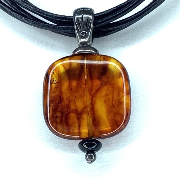 Silpada Jewelry - Silpada Brown Pendant Necklace